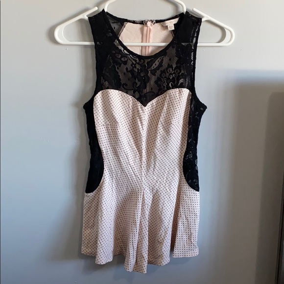 Guess sleeveless peplum and mesh top - Picture 4 of 5